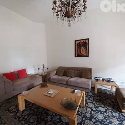 Apartment in renovated building in Jal el Dib for rent