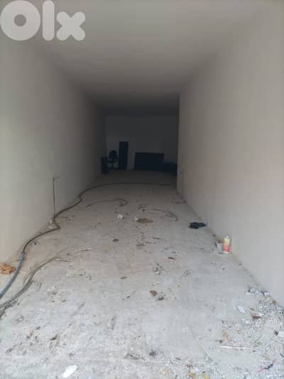 140 SQM Prime Location Used Warehouse in Hadath, Baabda