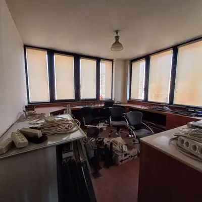 Office in prime location building in Jal el Dib for sale