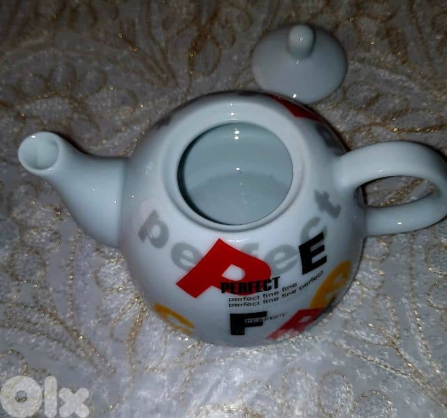 original tea cup with tea pot 2