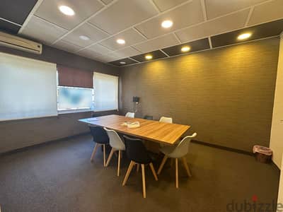 Office for rent in Jdeideh مكتب للإيجار في الجديدة