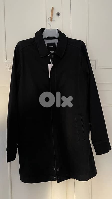 Reserved coat 0