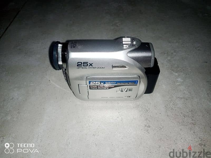 2 cameras for sale 0