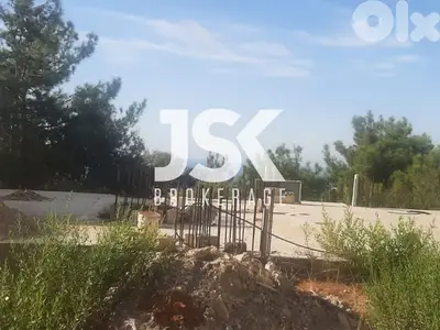 L16292-500 SQM Land For Sale In Qannabet Broumana