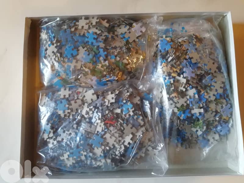 3 puzzles in one box 1000pcs each 48*67cm made in holland 1