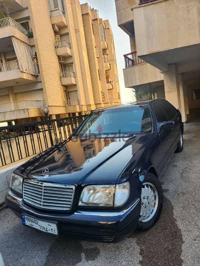 Mercedes-Benz S-Class 1992