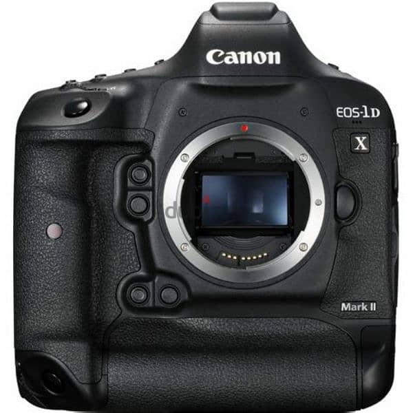 1DX MK2 and 24-105mm lens 0