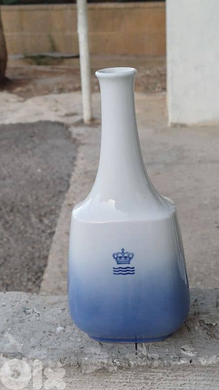 antique 6