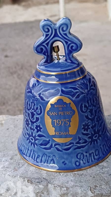 antique 6