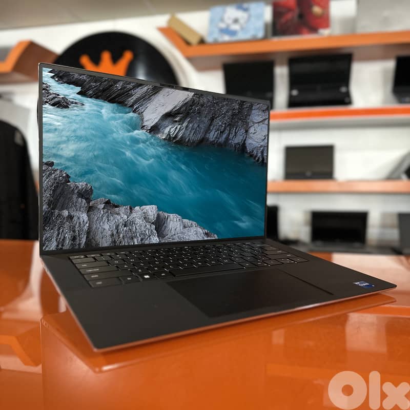 DELL XPS 15 9510 CORE i7-11800H RTX 3050 15.6" CREATOR LAPTOPS 1