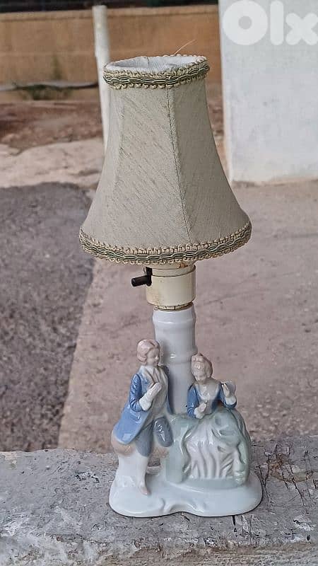 Antique 0