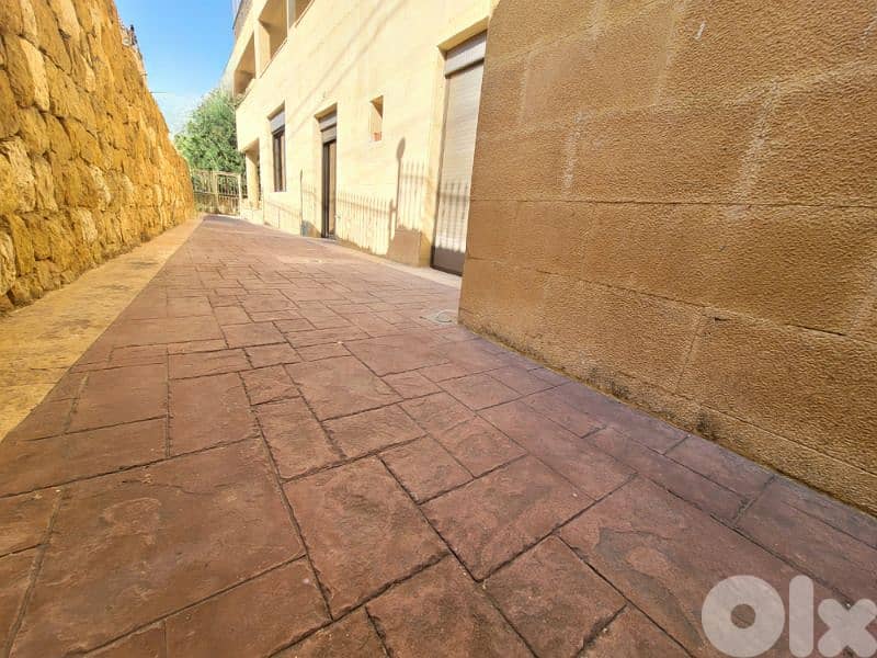 BROUMANA PRIME  WITH TERRACE & VIEW 3 BEDROOMS 230SQ , BR-235 0