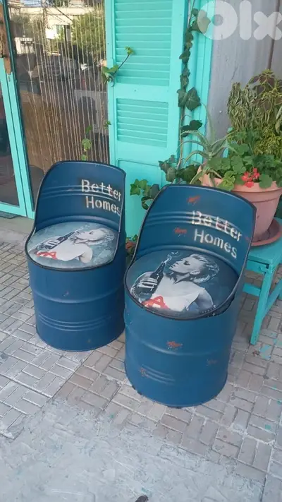 Barrels chairs