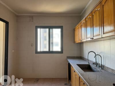 Apartment for sale in Tripoli شقة للبيع في طرابلس
