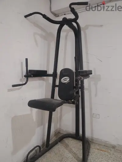 Assisted chin dips used like new 250$
