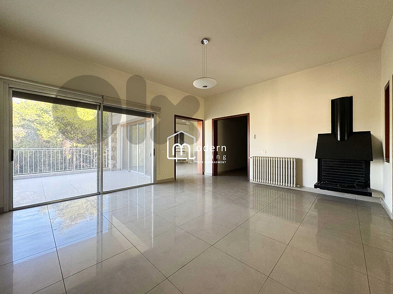 400 Sqm - Apartment for Rent in Rabieh