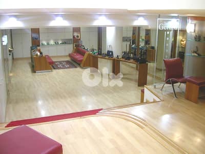 SHOWROOM IN ACHRAFIEH CARRE D'OR  (400Sq) BRAND NEW , (ACR-292)