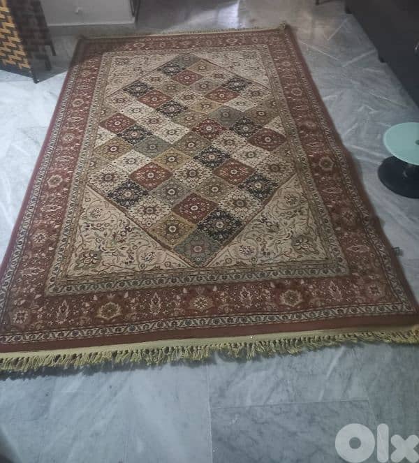 سجادة عجمي حالة ممتازة 0