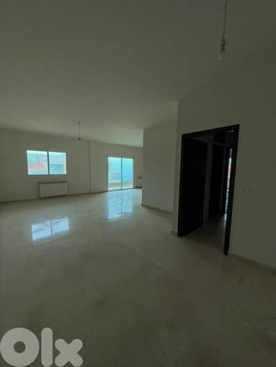 Prime Location Apartment in Dik El Mehdi, Metn + Terrace