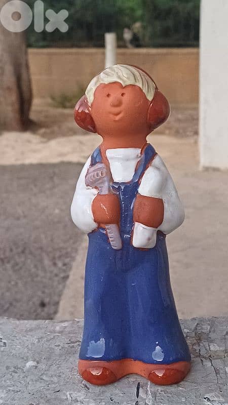 antique 0