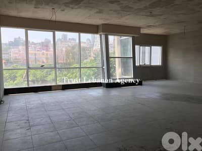 Offices for rent in Medawar Achrafieh مكاتب للاجار في الاشرفية المدور