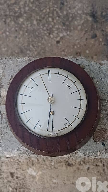 antique 8