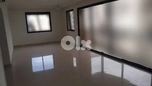 SPACIOUS APARTMENT IN MAR ELIAS PRIME (250SQ) 3 BEDROOMS , (MA-143)