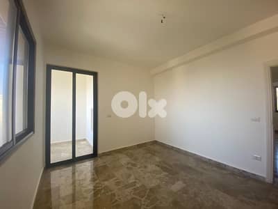 SPACIOUS APARTMENT IN MAR ELIAS PRIME (250SQ) 3 BEDROOMS , (MA-143)