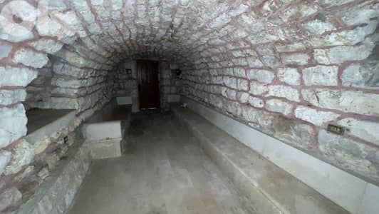 RWB195CA - Traditional lebanese private house for sale in Beit Hebbak