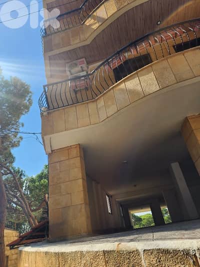apartment For sale in broumana. شقة للبيع في برمانا