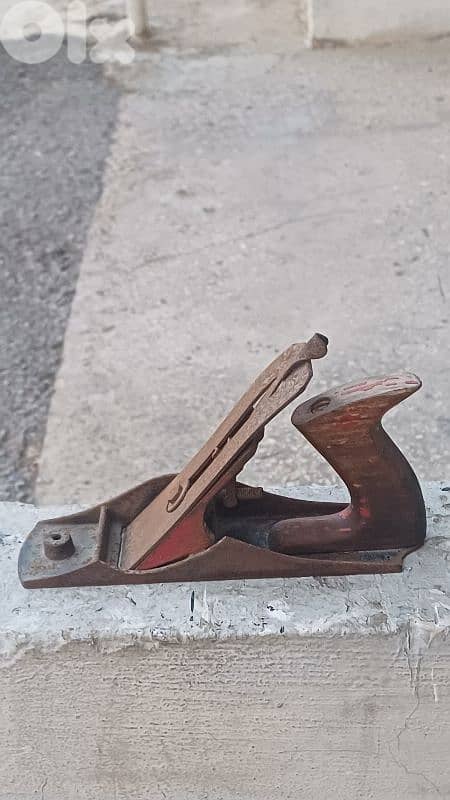 antique 0