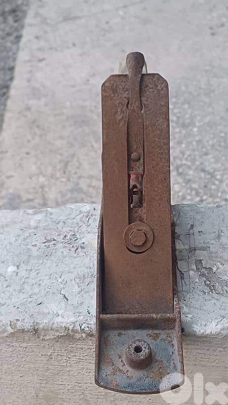 antique 3