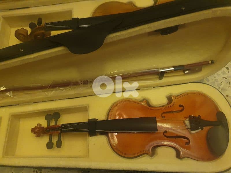 High quality violins all sizes available 9