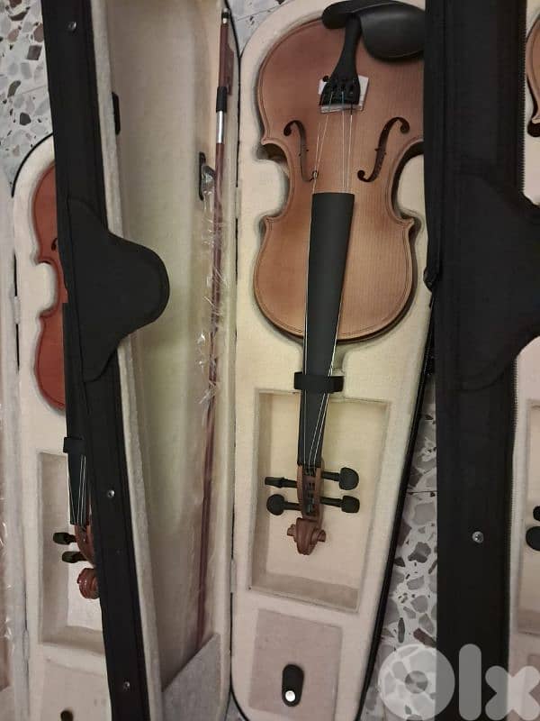 High quality violins all sizes available 10