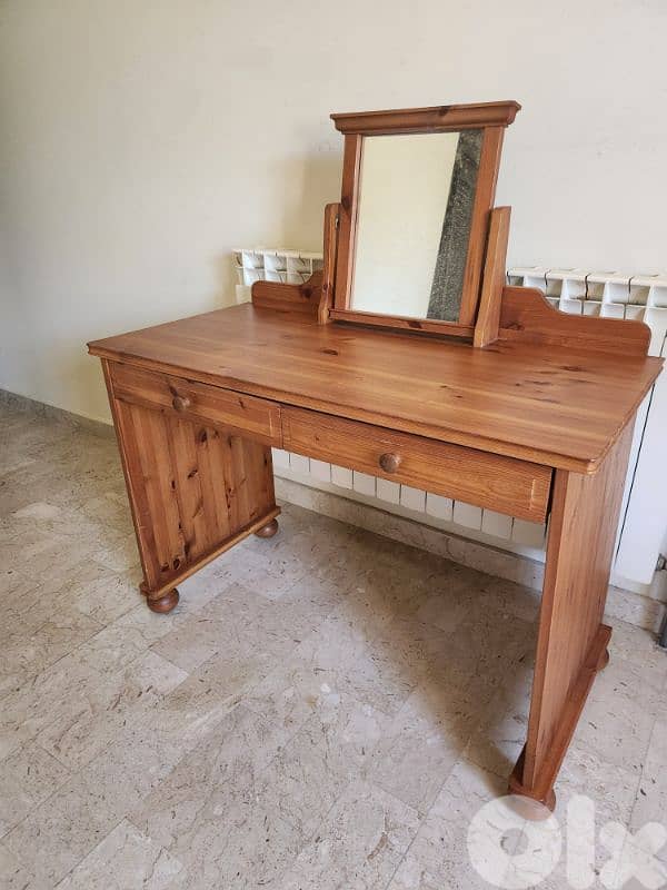 Night stand 0