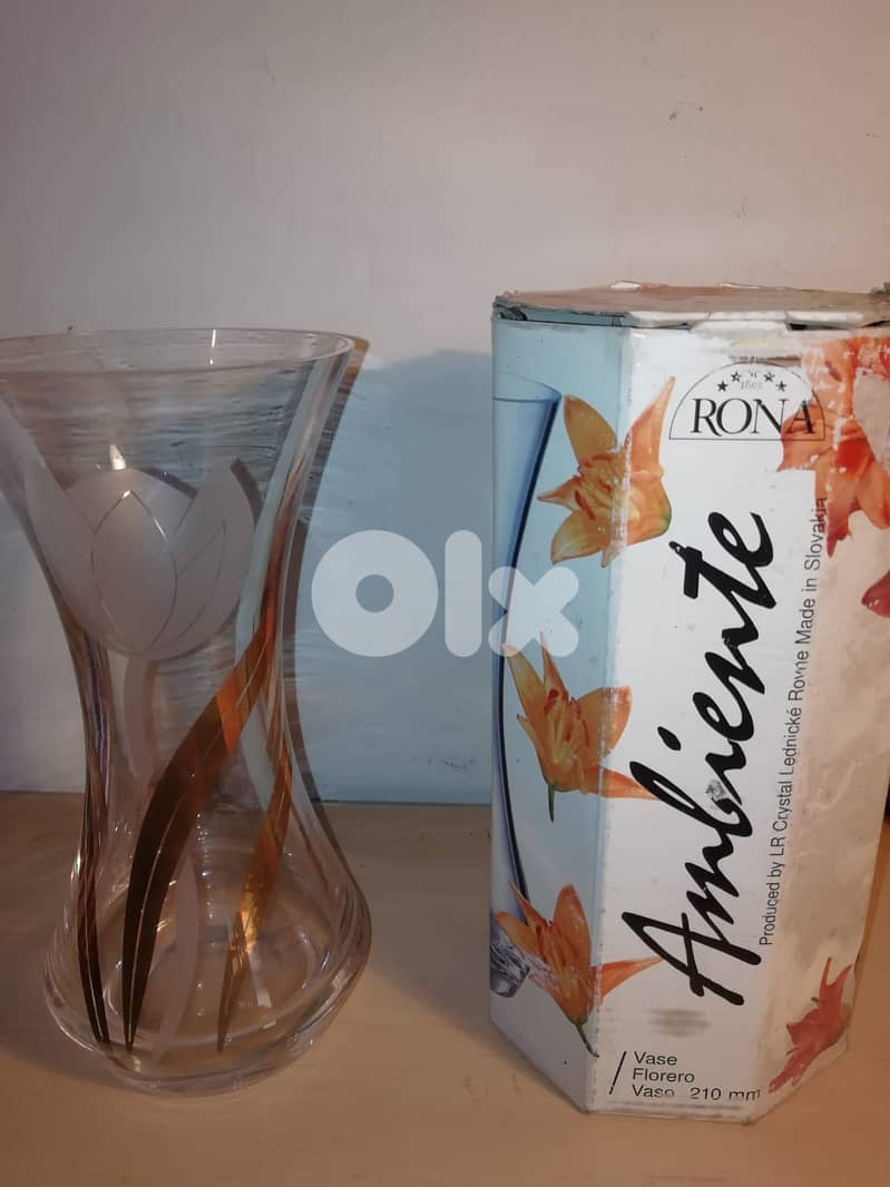 Glass flowers vase 21cm 0