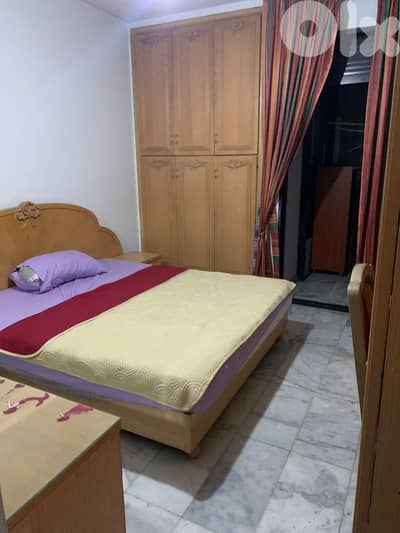 SPACIOUS APARTMENT IN SANAYEH PRIME (250SQ) 3 BEDROOMS , (BT-896)