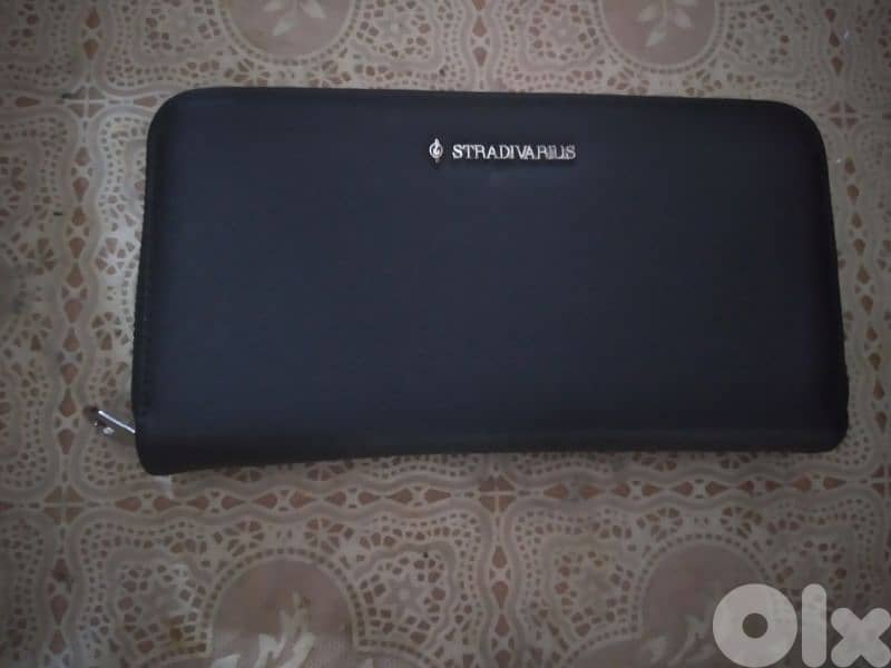 stradivarius wallet black 11
