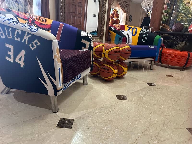 customized sofas 0