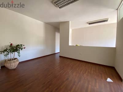 Office for rent in Antelias مكتب للايجار في انطلياس