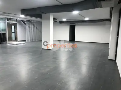 Show room for rent in sodeco صالة عرض للإيجار في السوديكو CPBWW127