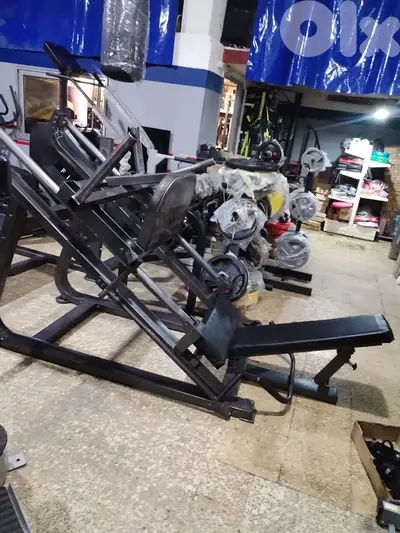 Leg press used like new 450$