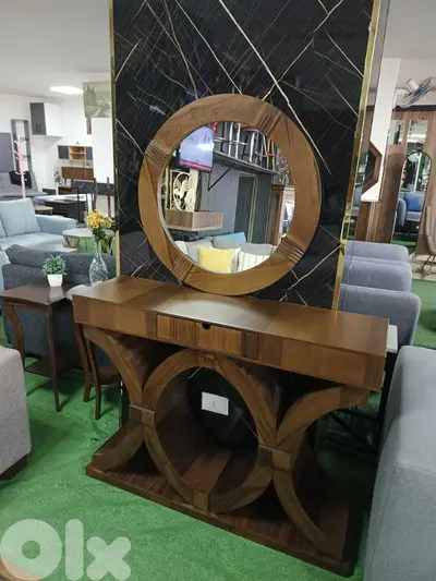 Console. with mirror كونسول موبيليا