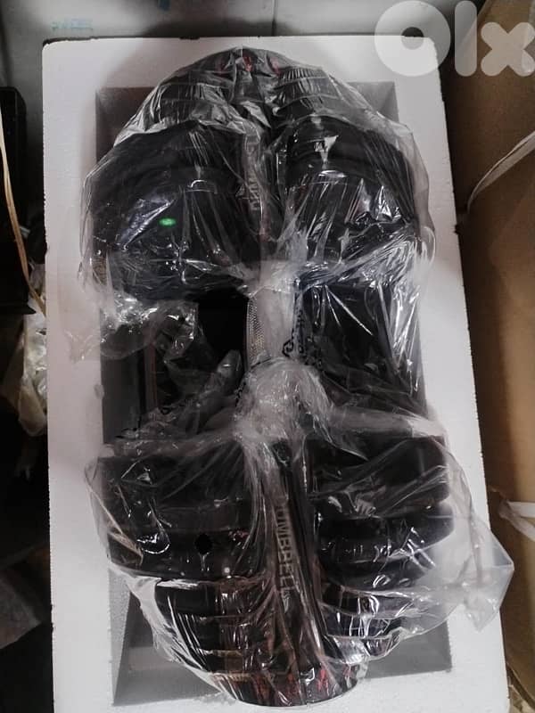 Bowflex adjustable NEW 24 & 42 kg for 220$ 2