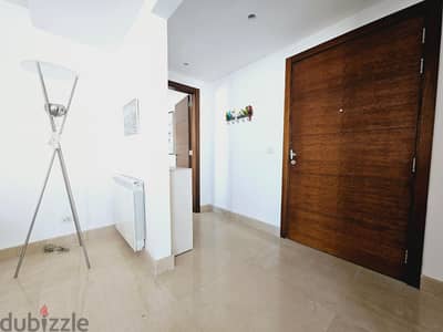 AH-HKL-280 Furnished High-Floor Apartment - 1 Minute from ABC Mall