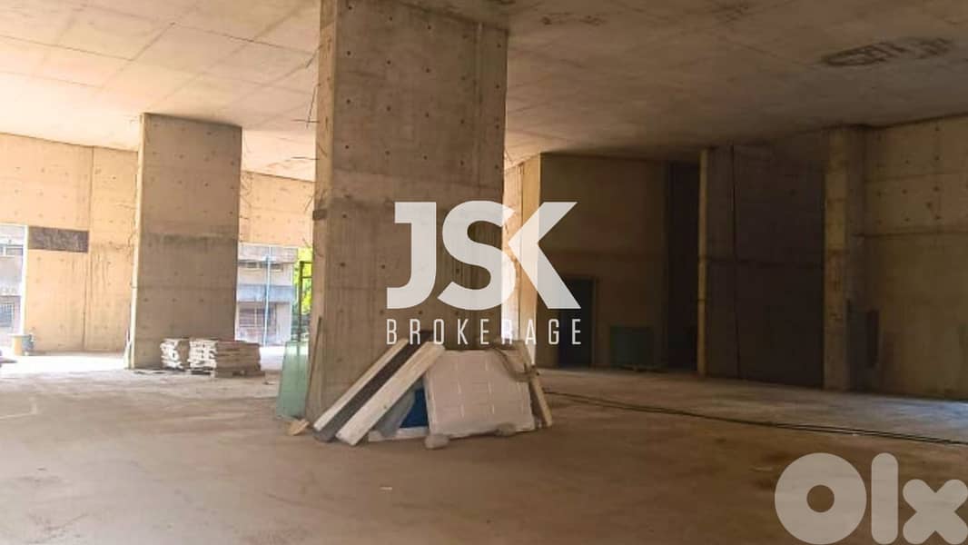 L16442-Industrial Showroom For Rent In Zouk Mosbeh 0