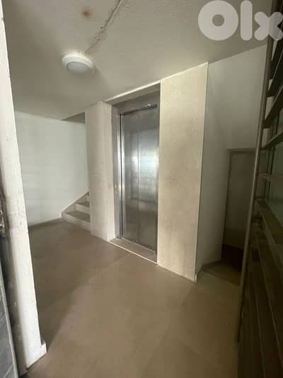 BAABDATH CHALEMAR PRIME WITH TERRACE HIGHEND BUILDING , BB-164