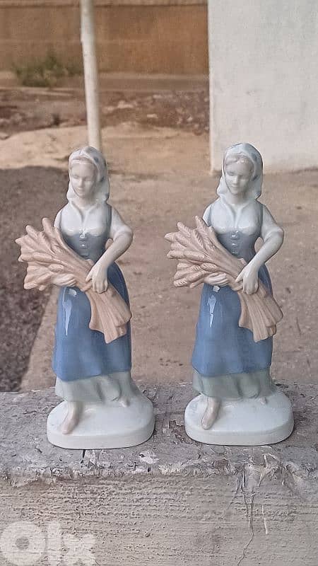 antique 0