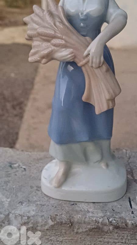 antique 11