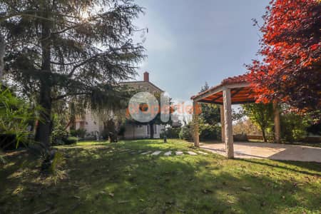 Villa in Kfour for Sale فيلا في كفور للبيع - CPKMT119